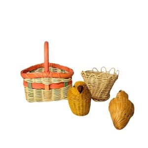 Small basket set of four decor items